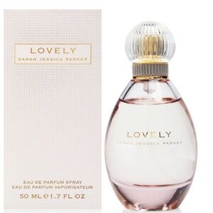 Lovely Eau de Parfum by Sarah Jessica Parker